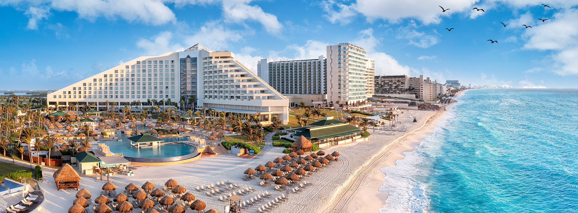 AT CHANNEL –  MEXICO – CANCUN